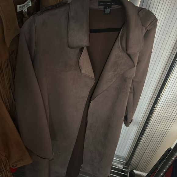 Jacket - Picture 3 of 4